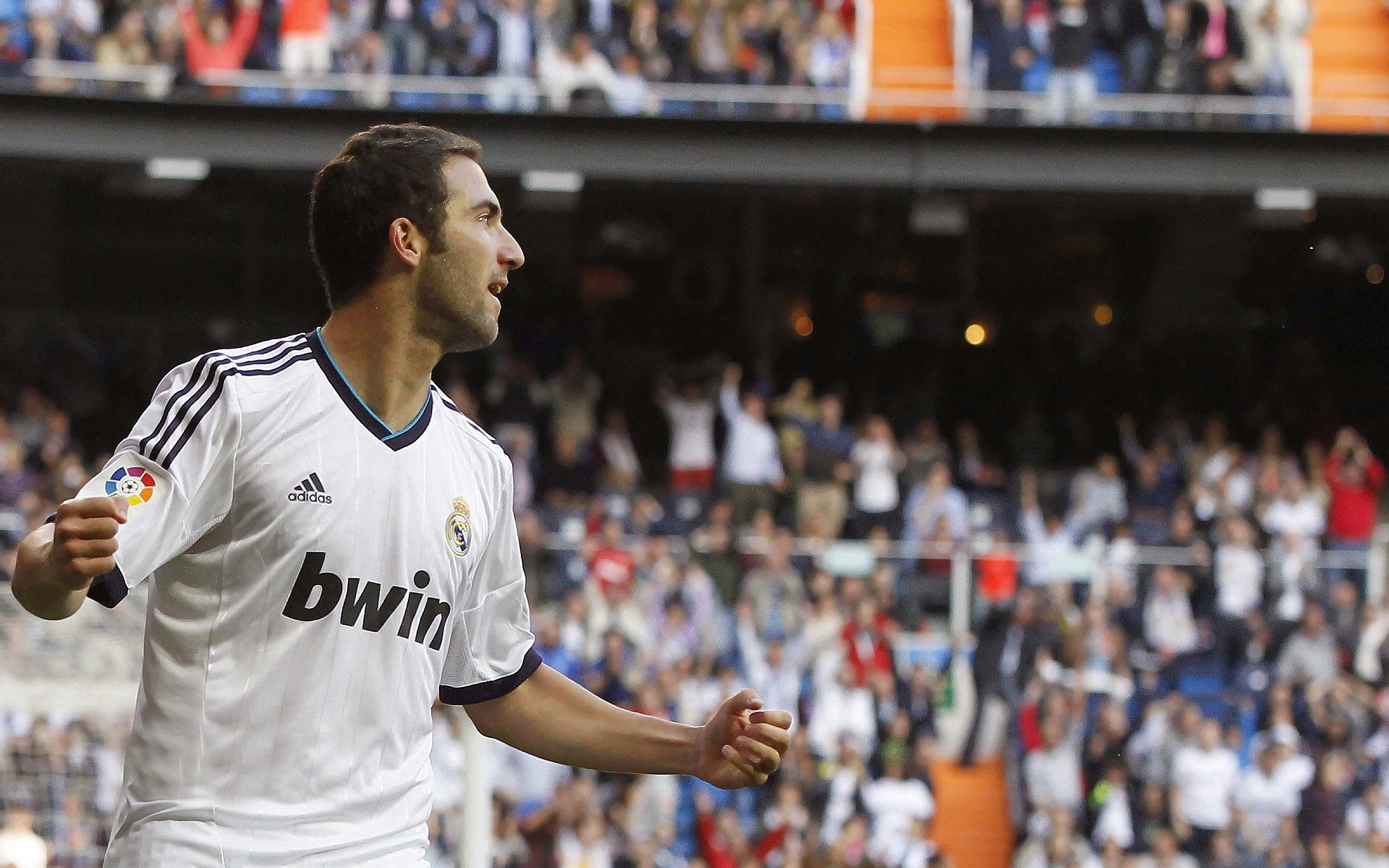 马龙刷新里程碑,北京国安决赛力克AC米兰,晋级概率达62%